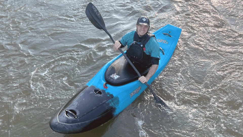 Top Five Things To Consider When Buying A Whitewater Paddle